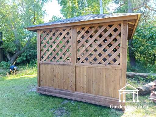 3x4 m Tmavě hnědý dřevěný zahradní altán